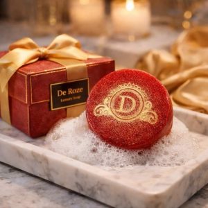 De Roze: Dragon’s Blood Soap